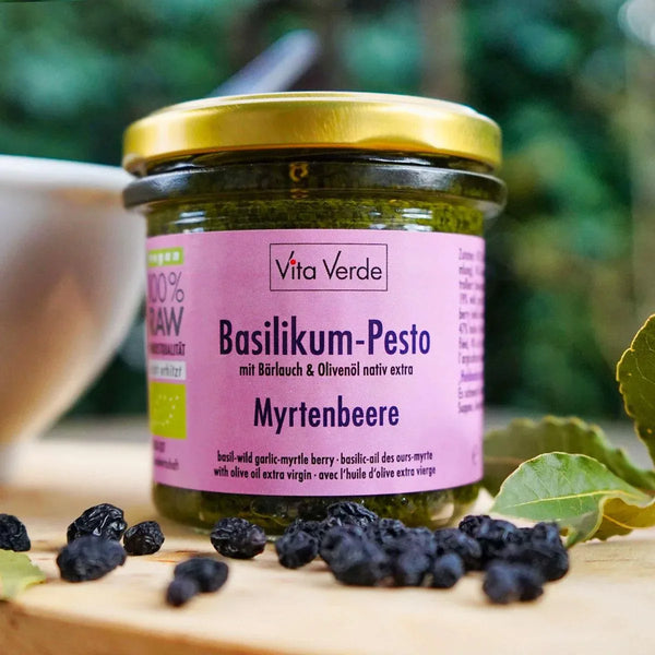 Basilikum-Myrtenbeeren Pesto bio & roh